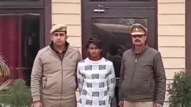 बहेड़ी: नगर के मोहम्मदपुर चराहे के पास से पुलिस ने पॉक्सो एक्ट के वांछित अभियुक्त को गिरफ्तार कर जेल भेजा