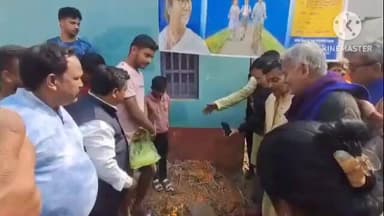 পূর্বস্থলী ১: নাদনঘাট পঞ্চায়েত এলাকায় পথশ্রী ও রাস্তাশ্রী প্রকল্পে দুই গুরুত্বপূর্ণ রাস্তার কাজের সূচনায় মন্ত্রী স্বপন দেবনাথ