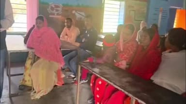 पेटरवार: राजकीय बालिका मध्य विद्यालय बुंडू में अभिभावकों व शिक्षकों की महत्वपूर्ण बैठक, कई मुद्दों पर हुई चर्चा