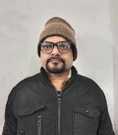 #Operation Shikanja# E O W टीम ने वर्ष 2011 में कानपुर में लेघना बेव वर्ल्ड चिट फंड कंपनी के माध्यम से 12 माह में