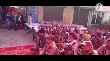 संगरिया: डेरा सच्चा द्वारा सेवादारों ने पुलिस सहयोग राशि के तहत वाहनों पर लगाए रिफ्लेक्टर