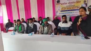 ठाकुरगंगटी: ठाकुर गंगटी प्रखंड में मंत्री दीपिका पांडे सिंह ने जरूरतमंदों को सहायक उपकरण उपलब्ध कराए