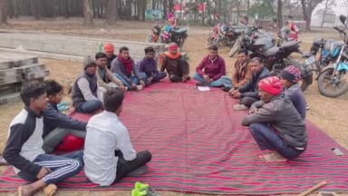 विष्णुगढ़: दूधमटिया में सिद्धू-कान्हू संथाल समिति की बैठक, 5 जनवरी को प्रखंड स्तरीय सोहराय सम्मेलन का निर्णय