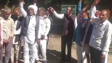 सीहोर: चंदेरी के आसपास बाघ की मूवमेंट से ग्रामीण परेशान, बिलकिसगंज वन विभाग कार्यालय में की नारेबाजी