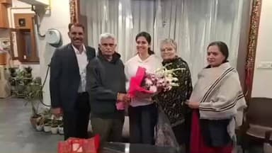 रोहतक: रोहतक की मनीषा यादव बनीं एयर फोर्स में लेफ्टिनेंट, पूर्व मंत्री ग्रोवर ने दी बधाई