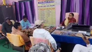 धमदाहा: शिक्षक पर गाली-गलौज के आरोपों की जांच के लिए विद्यालय पहुंची जांच टीम