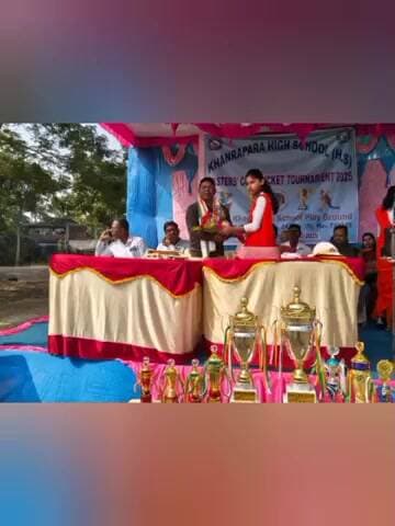 মথুরাপুর ২: খাড়াপাড়া হাইস্কুলমাঠে ক্রিকেট টুর্নামেন্টের ফাইনাল খেলার শুভ উদ্বোধন করেন রায়দিঘি বিধানসভার বিধায়ক