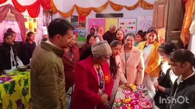 खेरागढ़: राजकीय बालिका इंटर कॉलेज खेरागढ़ में पंख कार्यक्रम का आयोजन, छात्राओं ने विभिन्न स्टाल लगाकर प्रतिभा का किया प्रदर्शन