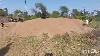 आमगाव: रेतीची अवैध वाहतूक करणारे दोन टिप्पर पकडले,स्थानिक गुन्हे शाखेची कारवाई : चौघांवर गुन्हा दाखल, ७१ लाखांचा माल जप्त