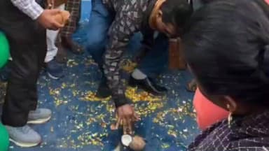 ফলতা: রাজ্যের মাননীয় মুখ্যমন্ত্রী মমতা বন্দ্যোপাধ্যায়ের অনুপ্রেরণায় পথশ্রী প্রকল্পের মাধ্যমে বঙ্গনগরে ১১৯ নম্বর বুথে ঢালাই