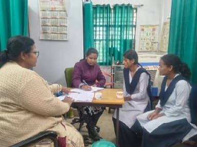 कोलेबिरा: नवोदय विद्यालय कोलेबिरा में साप्ताहिक स्वास्थ्य शिविर का आयोजन