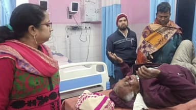 भंडरा: भंडरा चट्टी मुख्य मार्ग पर अज्ञात वाहन ने एक वृद्ध को मारी टक्कर, हेलमेट से बची जान