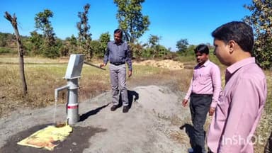 વઘઇ: સુબીર તાલુકાના ચિંચવિહીર ગૃપ ગ્રામ પંચાયતના સ્વચ્છ ભારત મિશન(ગ્રામીણ ),
મનરેગા સ્થળ મુલાકાત DDO દ્વારા લેવામાં આવી