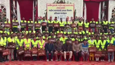 मुगलसराय: पीडीडीयू नगर में नागरिक सुरक्षा वार्डन और स्वयंसेवकों का क्षमता निर्माण प्रशिक्षण संपन्न हुआ