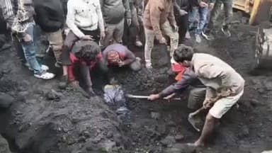 चितरपुर: सीसीएल रजरप्पा प्रोजेक्ट में कोयला चोरी करते समय स्लरी स्टॉक धंसने से दबे चार लोग, सुरक्षित निकलने के बाद भागे