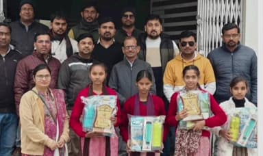 ताखा: ताखा में ब्लॉक स्तरीय विज्ञान प्रतियोगिता में विद्यालय के 3 विद्यार्थियों ने किया शानदार प्रदर्शन, टॉप किया