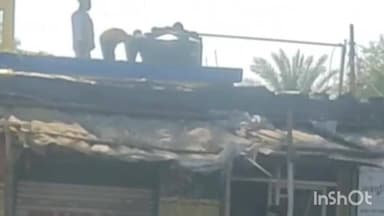 ग्यारसपुर: मानोरा के शासकीय स्कूल में बच्चों से कराई गई पानी की टंकी की सफाई