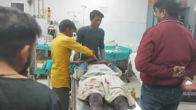 अकलेरा: भालता क्षेत्र के मुछखेड़ा गांव में पैसे के लेनदेन को लेकर एक ही परिवार के लोगों ने व्यक्ति को मारपीट कर किया घायल