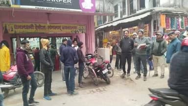 बनमनखी: नाला निर्माण रोक मामले की जांच, राजस्व पदाधिकारी ने स्थानीय लोगों का बयान कलमबद्ध लिया