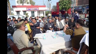 खेकड़ा: खेकड़ा थाने पर व्यापारी सुरक्षा प्रकोष्ठ के तहत ASP ने क्षेत्र के व्यापारीगण एवं संभ्रांत व्यक्तियों के साथ की बैठक