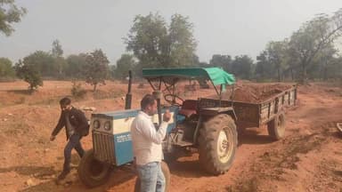 जतारा: ग्राम कमलनगर में शासकीय भूमि पर अवैध उत्खनन करते ट्रैक्टर-ट्रॉली जब्त
