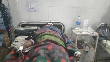 अकलेरा: अकलेरा मार्ग स्थित तीनधार ब्रिज पर गाय से टकराकर बाइक सवार घायल, अस्पताल में भर्ती