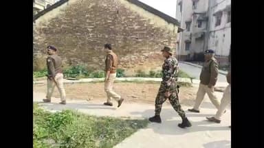 सुल्तानगंज: सुल्तानगंज थाना परिसर में बन रहे बहुमंजिला बैरक का एसएसपी ने लिया जायजा