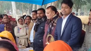 मेहसी: मेहसी प्रखंड क्षेत्र के महमदा गांव में एक दिवसीय पशु स्वास्थ्य चिकित्सा सह परामर्श शिविर का आयोजन किया गया