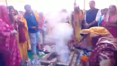 गुण्डरदेही: गुण्डरदेही में आयोजित 7 दिवसीय भव्य शिव महापुराण कथा का हवन पूजन कर समापन किया गया, महाप्रसाद और भंडारे का हुआ वितरण