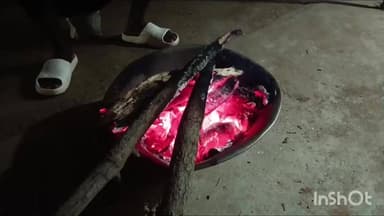 गावां: कड़ाके की ठंड में ठिठुर रहे लोग, अलाव की व्यवस्था नहीं होने से बढ़ी परेशानी