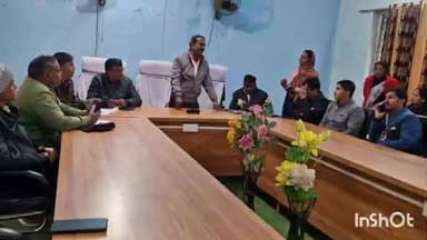 सारठ: सारठ प्रखंड में सुशासन शपथ, प्रशासन गांव की ओर कार्यक्रम पर बैठक, केंद्र सरकार की योजनाओं की दी जानकारी