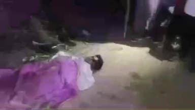 पिंडवाड़ा: मांडवाड़ा खालसा के पास कार ने बाइक को टक्कर मारी, हादसे में दो लोग गंभीर रूप से घायल, 108 एंबुलेंस पहुंची