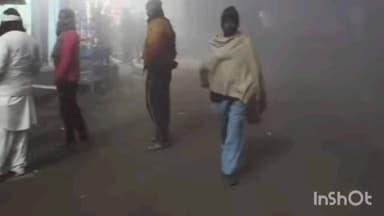 तिसरी: कड़ाके की ठंड में ठिठुर रहे लोग, अलाव की व्यवस्था नहीं होने से परेशानी