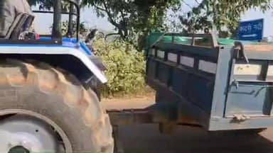 पखांजूर: परतापुर कोटरी नदी में अवैध रेत तस्करी जोरों पर, तस्कर शासन को लाखों का चूना लगा रहे हैं