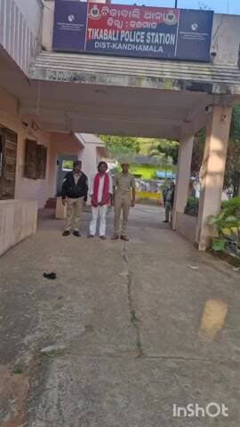 ଜି ଉଦୟଗିରି: କନ୍ଧମାଳ ଜିଲ୍ଲା ଚକାପାଦ ବ୍ଲକ୍ ଲାଇନ୍ ପଡ଼ା ସୁନାପଙ୍ଗା ଗ୍ରାମରେ ସାନ ଭାଇର କାଠ ଫାଳିଆ ମାଡ଼ରେ ବଡ଼ ଭାଇର ମୃତ