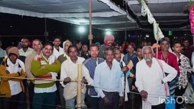 कुम्ही में पूर्व विधायक आशीष छाबड़ा बाबा गुरु घासीदास जयंती के उपलक्ष्य में आयोजित कार्यक्रम में शामिल हुए