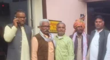 रूपवास: गांव खानुआ में भाजपा कार्यकर्ताओं ने सरकार के दो साल के विकास कार्यों की जानकारी दी