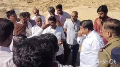 દાંતીવાડા: સીપુ નદીમાં ખનીજ ચોરી અંગે સ્થાનિકોએ જાણ કરતા તંત્રએ ઘટના સ્થળે પહોંચીને 4 ડમ્પર અને 1 ટ્રેલર જપ્ત કર્યું.