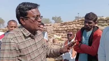 गुरूर: बिना गेट पास धान खरीदी पर बवाल: सनौद सोसायटी में एसडीएम-तहसीलदार से किसानों की बहस, कहा- धान जप्ती अन्यायपूर्ण