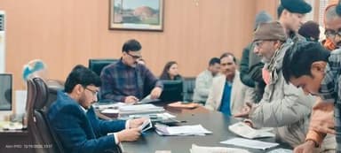 लोक शिकायत निवारण में रिकॉर्ड निष्पादन : हजारों मामलों का समयबद्ध समाधान, सुशासन के प्रति प्रशासन की प्रतिबद्धता सिद्ध
...