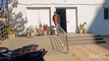 विदिशा नगर: विदिशा रेलवे स्टेशन पर चलती ट्रेन से उतरते समय युवक की चपेट में आने से मौत