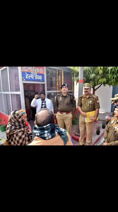 #IG_Jhansi श्री आकाश कुलहरि द्वारा #जालौन की कोतवाली उरई का निरीक्षण~
✍️थाना परिसर/कार्यालय की साफ सफाई पत्रावलियों/रजिस...