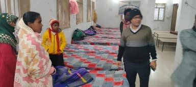 शीतलहर के मद्देनज़र एसडीएम ने किया आश्रय स्थल का निरीक्षण
जिले में बढ़ती शीतलहर को देखते हुए अनुमंडल पदाधिकारीअविणाश क...