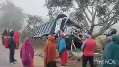 चतरा: रामनवमी मेलाटांड़ के पास कोल वाहन पेड़ से टकराया, चालक की मौत