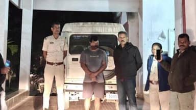 ଏରସମା: ଏରସମା ପୋଲିସ ପକ୍ଷରୁ ବିପୁଳ ପରିମାଣରେ ଚୋରା ଦେଶୀ ମଦ ଜବତ ସହ ପୋଖରୀପଡ଼ା ଅଞ୍ଚଳ ର ଅଭିଯୁକ୍ତ ଗିରଫ