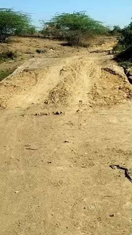 જેસર: પબ્લિક ન્યૂઝ અહેવાલની અસર : બીલા ગામે તૂટી ગયેલી કોઝવે પર રીપેરીંગ કામ શરૂ