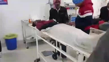 सकलडीहा: तेज रफ्तार का कहर, बलुआ समीप ब्रेकर पर तेज रफ्तार बाइक अनियंत्रित होकर गिरी, युवक की हालत गंभीर
