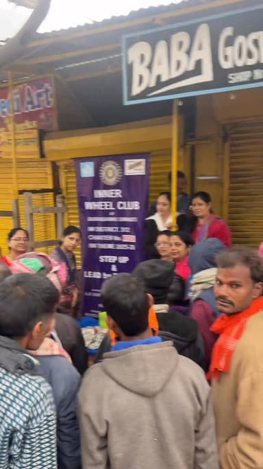 INNER WHEEL CLUB
के उन्नति द्वारा बाराबंकी के छाया चौराहा पर कंबल वितरण किया गया #barabankicity