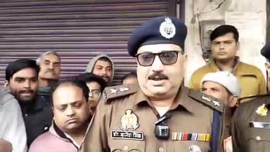 बिल्सी: खितौरा में गन पॉइंट पर लूट की कोशिश के मामले में बदायूं SSP डॉ. बृजेश कुमार सिंह पहुंचे घटनास्थल पर