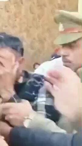 नरवल: नरवल तहसील सभागार में कानपुर डीएम की जनसुनवाई के दौरान युवक ने खुद पर डाला पेट्रोल, कहा- मुझे इंसाफ चाहिए